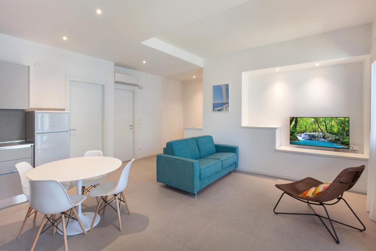 Apartment Verde Torri Del Benaco Exteriér fotografie